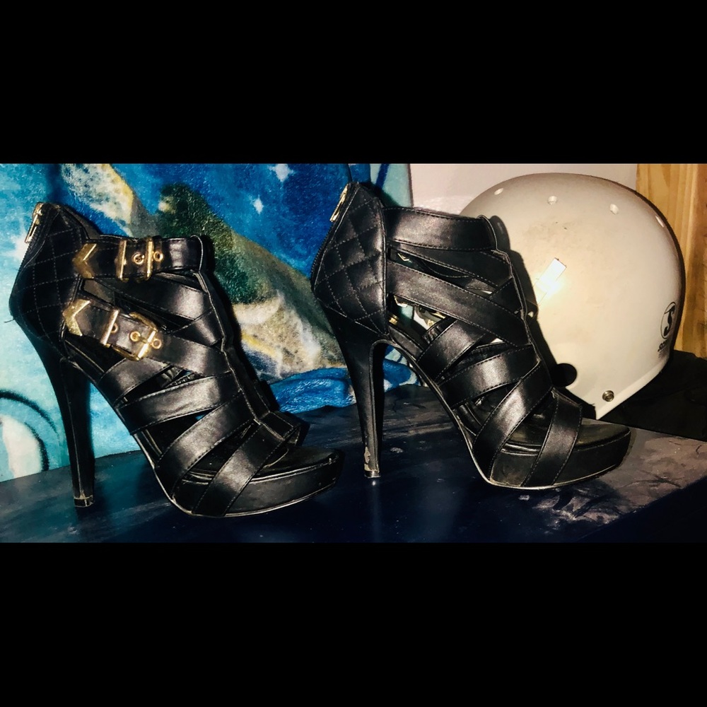 Omens black leather strapped high heels